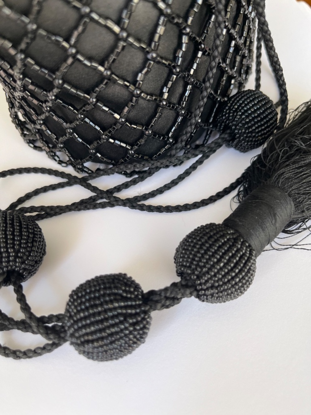 Vintage Black Beaded Evening Bag with Tassel Strap size 5,3x5,0 in - Picture 6 of 8